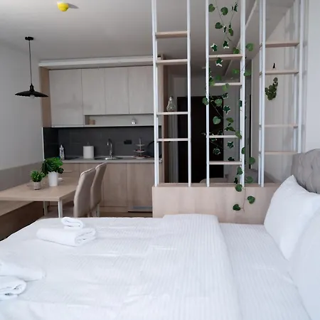 Hill A037 Apartment
